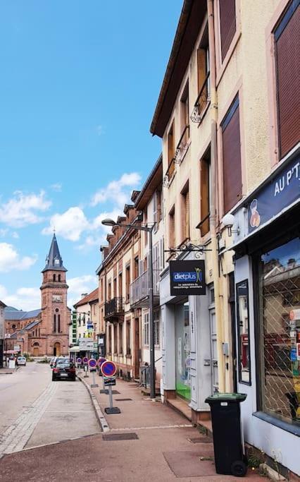 Mon Pied-A-Terre A St Die Saint-Die-des-Vosges Exteriör bild